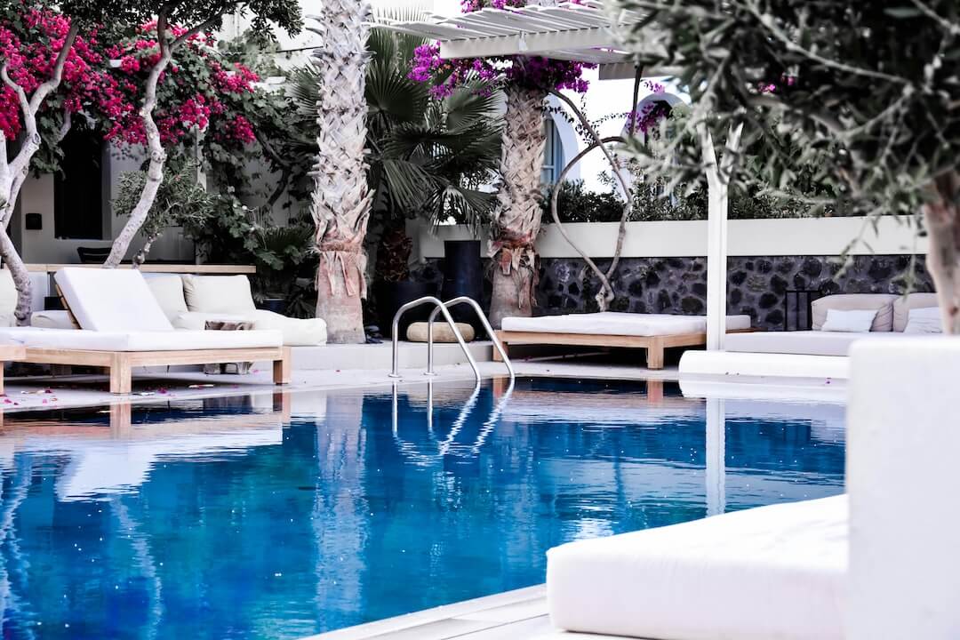 Skilled Professionals Committed to Your Pool’s Health Image