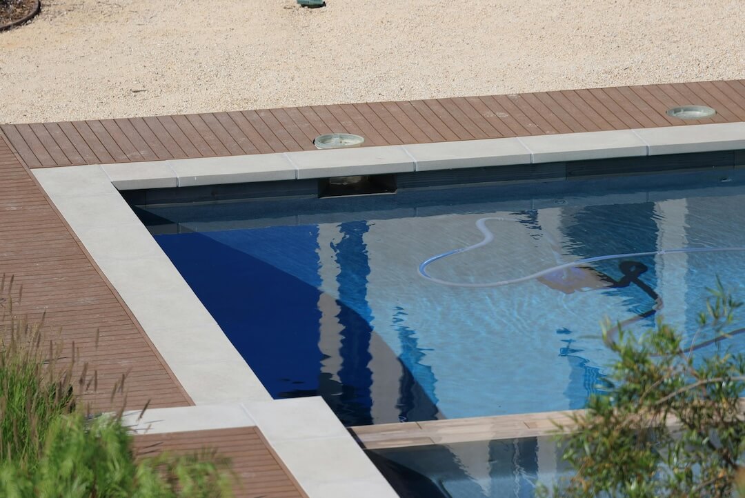 The Impact of Florida’s Climate on Pool Heater Performance Image