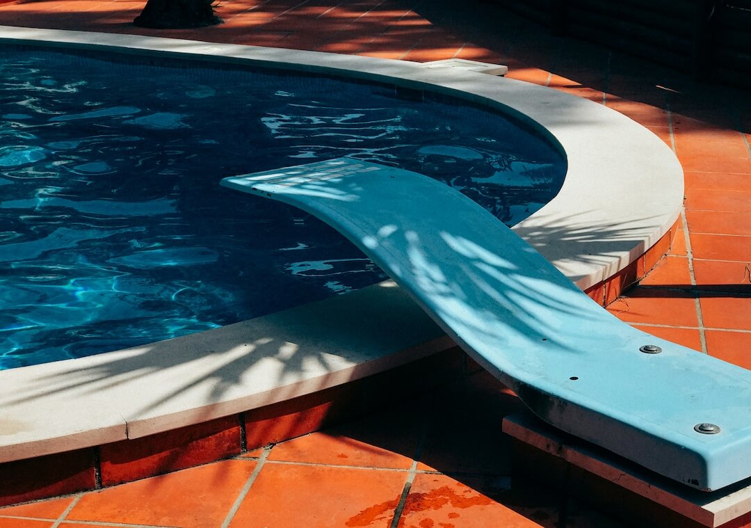 Choosing the Right Filter System for Your Pool Image